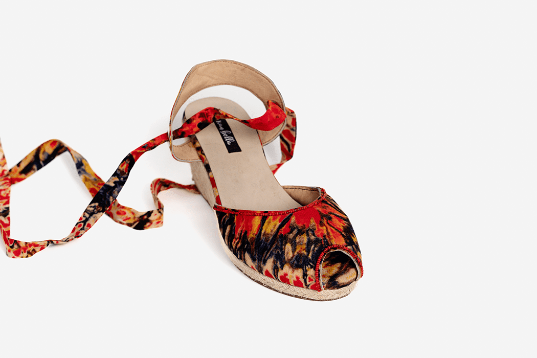 The Gaia Espadrilles - Red/Cream Print